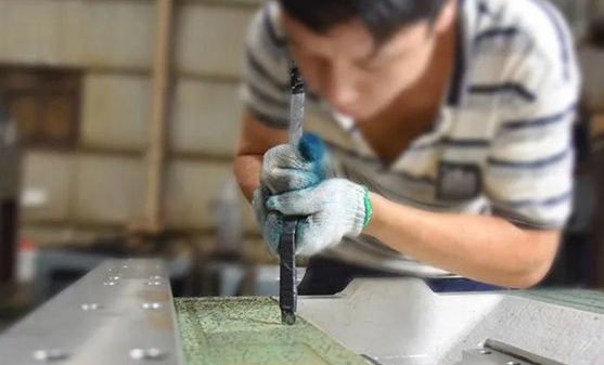 什么是刮研？環球帶你了解高檔設備必需的人工刮研工藝